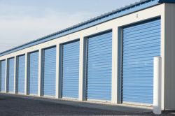 kt1 self storage unit kingston